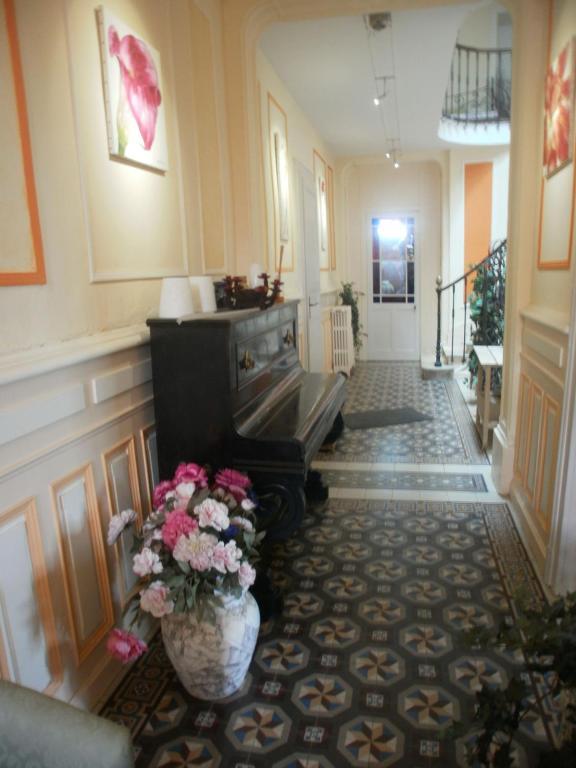 مبيت وإفطار Gemmelaincourt Le Jardin Des Lys المظهر الخارجي الصورة
