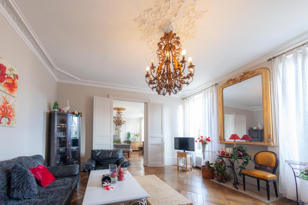 مبيت وإفطار Gemmelaincourt Le Jardin Des Lys المظهر الخارجي الصورة